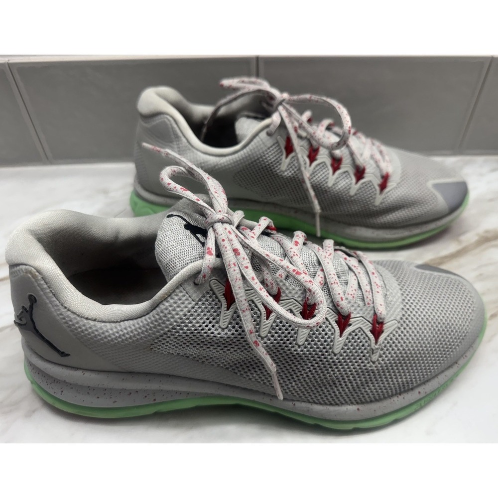 Nike Air Jordan Flight‎ Runner 2 Gray Green Red 715572-016 Size 8.5